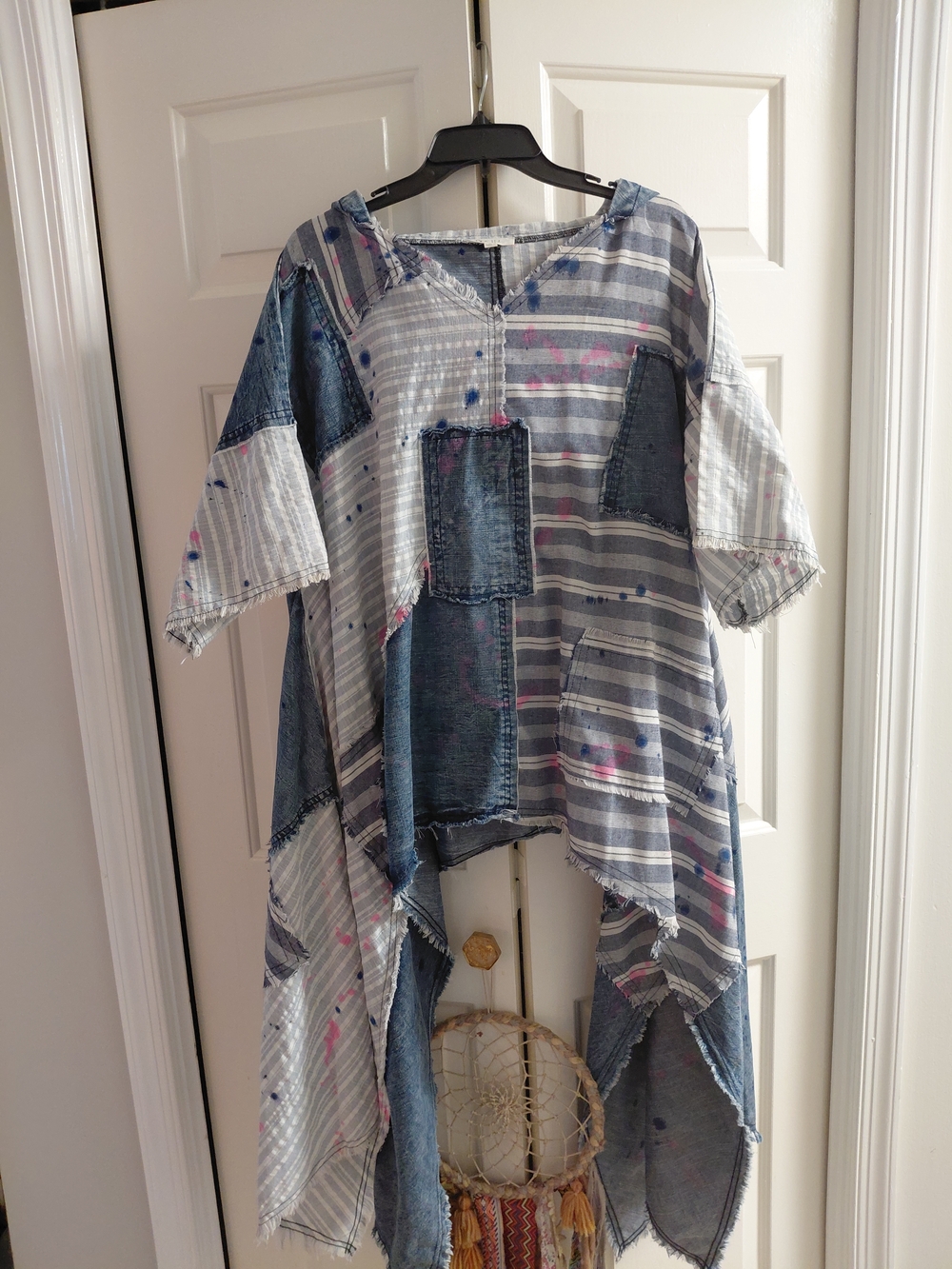 Oli & Hali Blue and White Patchwork Tunic with Pink Accents Sz L